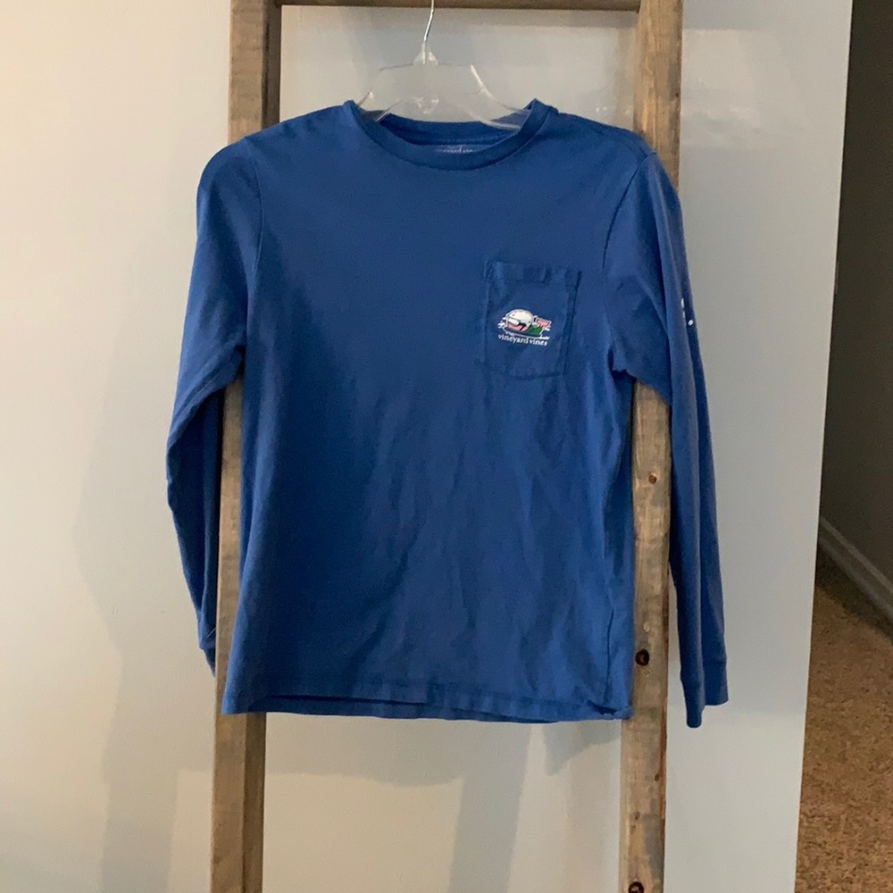 Vineyard vine long sleeve T